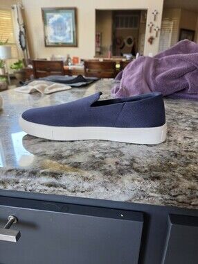 Old Navy Women's Slip-On Canvas Sneakers in Navy Blue